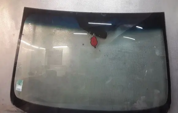 SsangYong Korando Front windscreen/windshield window 