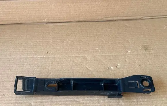 Opel Vivaro Bumper support mounting bracket corner PS98302