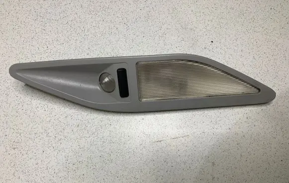 BMW 5 E39 Rear seat light 8363612