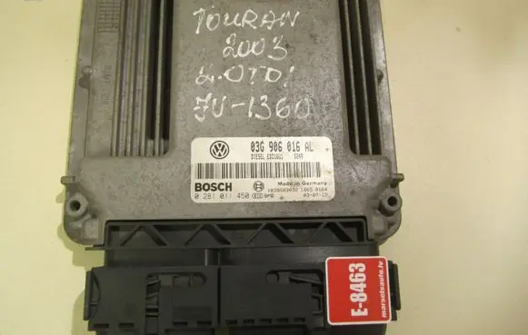 Volkswagen Touran I Engine control unit/module 03G906016AL