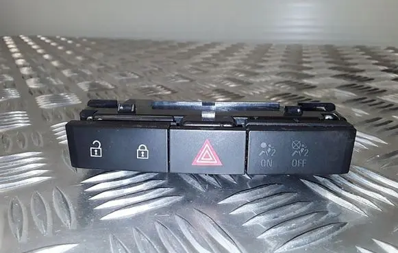Opel Astra J Hazard light switch 13311979