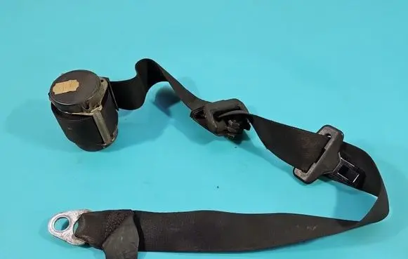 Volkswagen II LT Front seatbelt IMPRK1572598