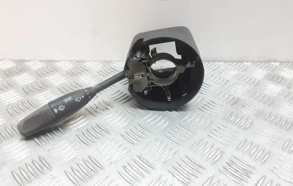 Mercedes-Benz E W211 Indicator stalk A2115400845