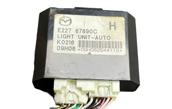 Mazda CX-7 Light module LCM E22767890C