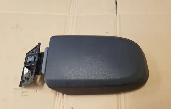 Ford Focus Armrest 