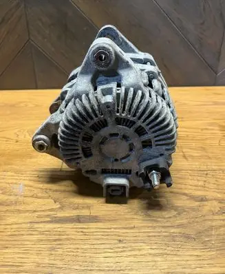 Opel Vivaro Generator/alternator AA7891