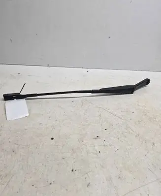 Audi A6 C7 Front wiper blade arm 4G1955407D