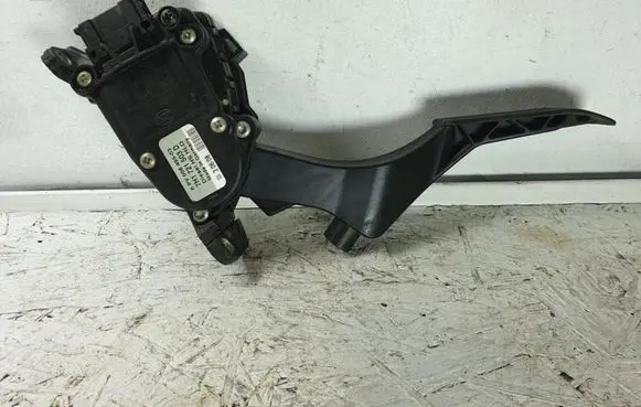 Volkswagen Transporter - Caravelle T5 Accelerator throttle pedal 7H1721503D 6PV00849503