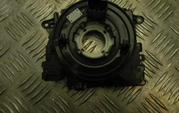 Volkswagen Golf VII Airbag slip ring squib (SRS ring) 5Q1953549 M4680