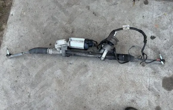 Opel Astra J Steering rack 7805177341