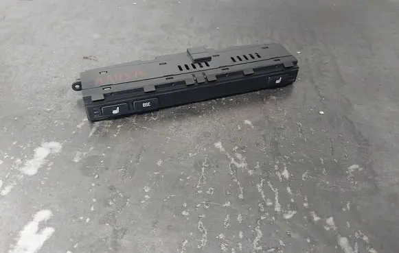 BMW 3 E46 Seat heating switch 6914733