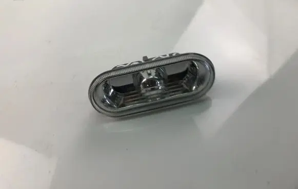 Volkswagen Lupo Front fender indicator light 1J0949117