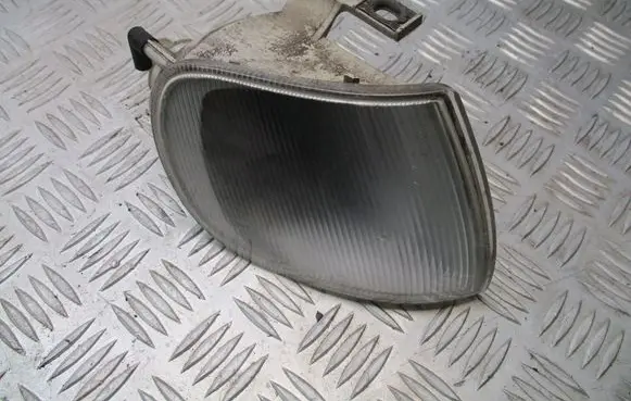 Volkswagen Polo IV 9N3 Front indicator light 