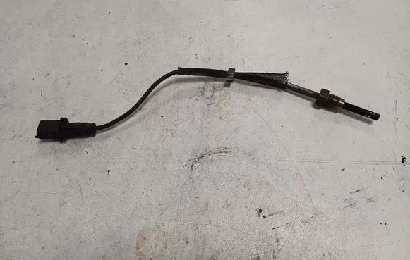 Opel Vivaro Exhaust gas temperature sensor 55355404