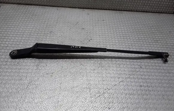 Citroen C5 Front wiper blade arm