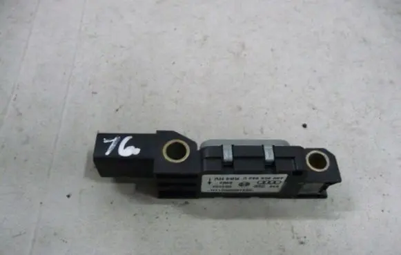 Audi A6 S6 C5 4B Airbag deployment crash/impact sensor 4B0959643C