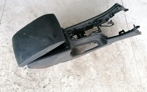 Ford Mondeo MK IV Armrest