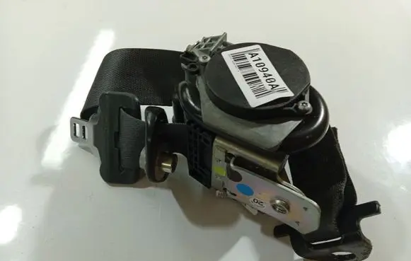 Renault Laguna II Front seatbelt 604622