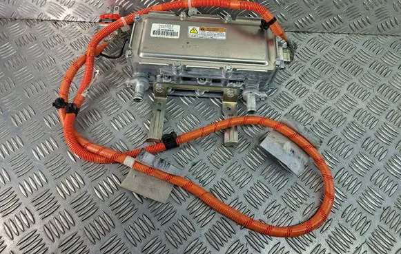 Mitsubishi Outlander Voltage converter inverter 7807A007 CAB411A033