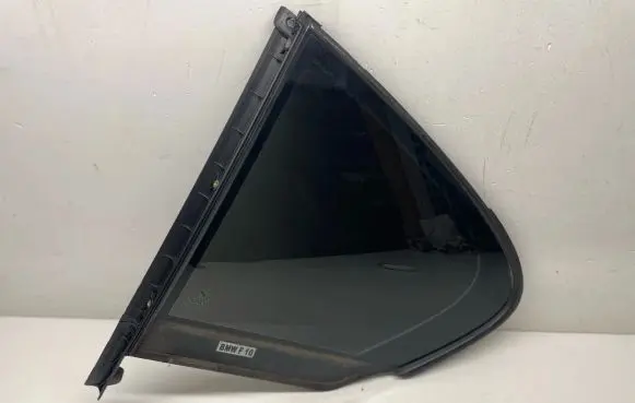 BMW 5 F10 F11 Rear vent window glass 7182025 51357182025