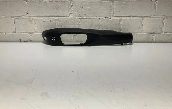 BMW 3 E90 E91 Seat trim 6979643