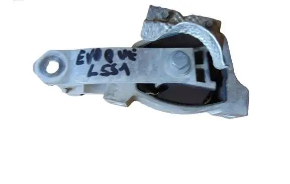 Engine mount bracket