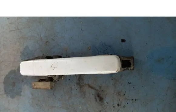 Nissan Quest Rear door exterior handle 