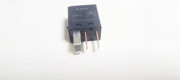 Mitsubishi Space Star Other relay mb953382 a1001-x7