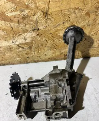 Renault Megane II Oil pump 8200307174