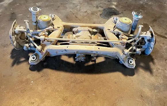 Mercedes-Benz E W212 Rear axle beam with reductor 