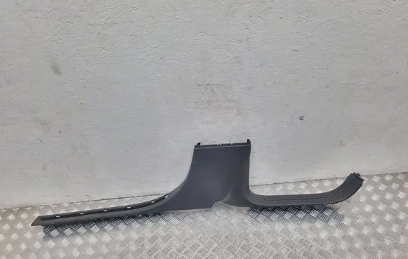 Volkswagen Touareg I Front sill trim cover 7L0853370