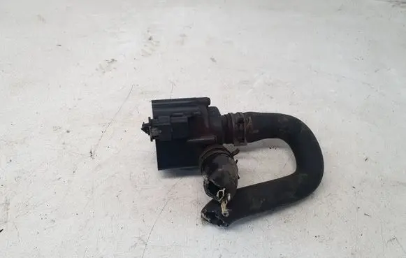 Audi A4 S4 B8 8K Webasto circulation pump for autonomous heater 5Q0965561B