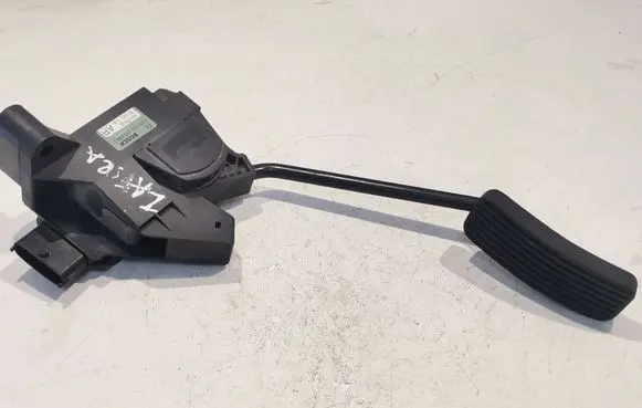 Opel Zafira A Accelerator throttle pedal 0281002299 08300439 90581216