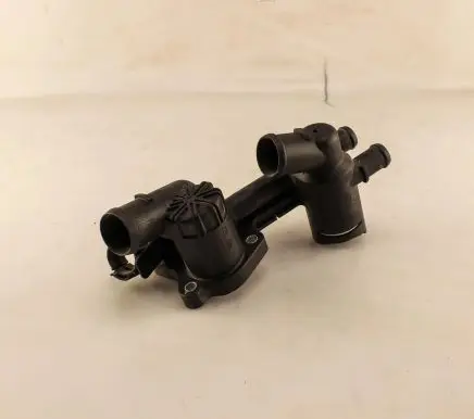Volkswagen Polo V 6R Thermostat housing 03F121026B