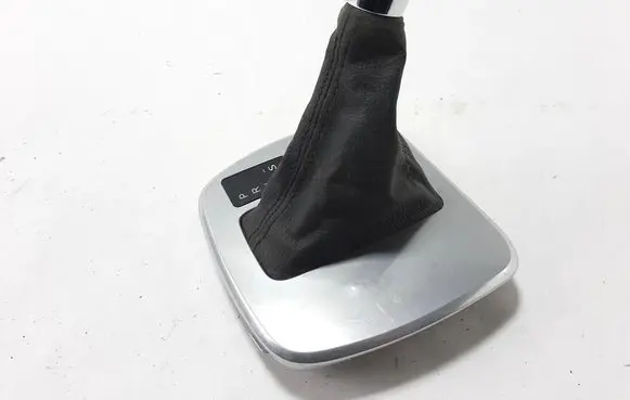 Ford Galaxy Gear shifter surround trim plastic 213542