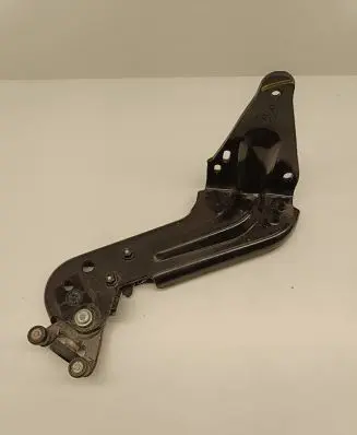 Chrysler Pacifica Sliding door lower roller guide/hinge 996AB