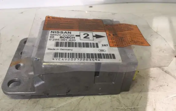 Nissan Primera Airbag control unit/module 285001420
