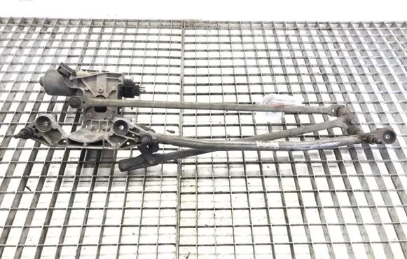Front wiper linkage and motor