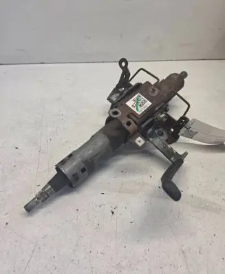 Mitsubishi L200 Steering wheel axle 9213B0615