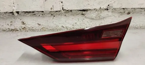 BMW 1 F40 Tailgate rear/tail lights 7450652