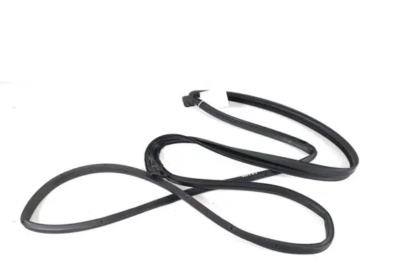 KIA Niro Front door rubber seal 82130G5000