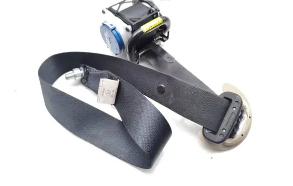 Mitsubishi Outlander Front seatbelt TK-AH2-EN305