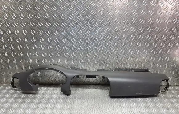 Nissan Micra Dashboard 68200AX700