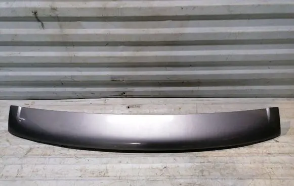 Volkswagen Touareg I Rear window tailgate spoiler 7L6827933C