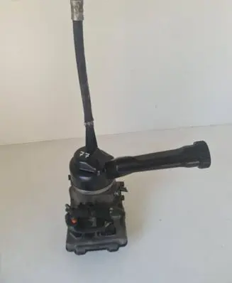 Peugeot 308 Power steering pump 9686207180 A0015817