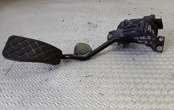 Audi A4 S4 B6 8E 8H Accelerator throttle pedal 8E2721523C