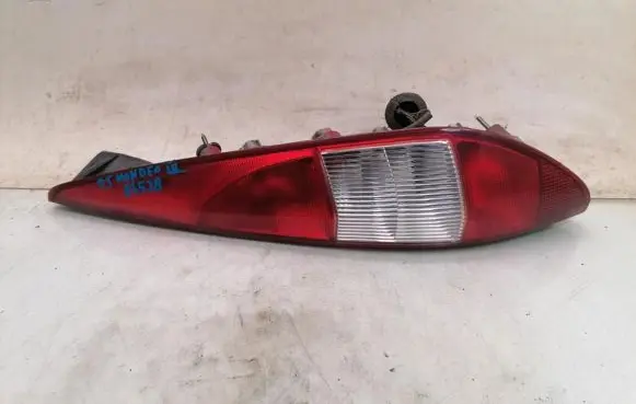 Ford Mondeo Mk III Rear/tail lights