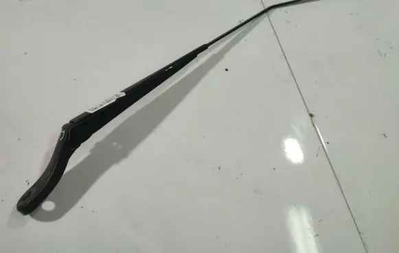 Peugeot 207 Front wiper blade arm 