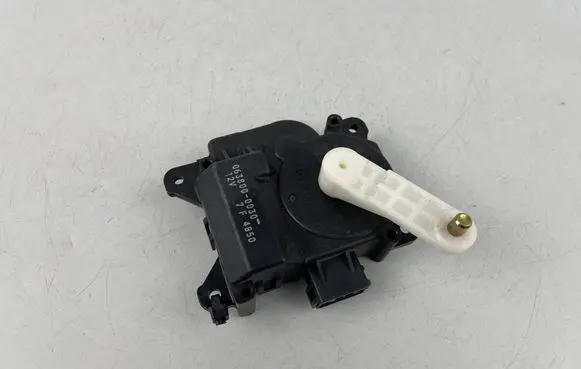Subaru Outback Air flap motor/actuator 0638000030 063800-0030