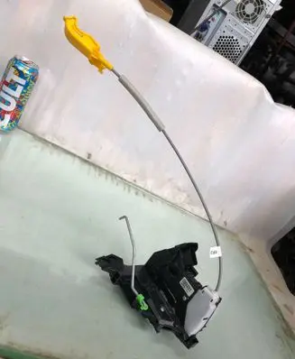 Hyundai Kona II Rear door lock 814d0be000